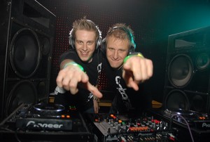 31cf5b022dd86a9bc606d5db8505f855--trance-dj.jpg