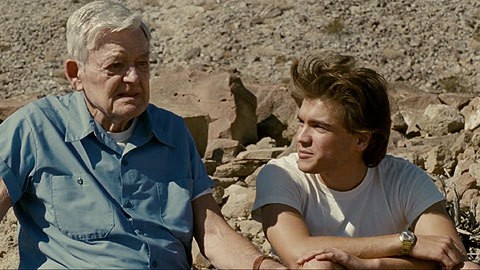 into-the-wild-movie-clip-screenshot-gods-shining-light_large.jpg