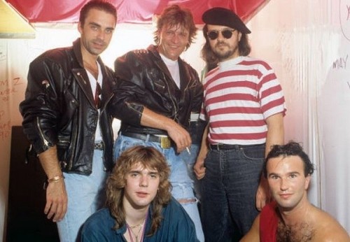 Dominoe1990.jpg