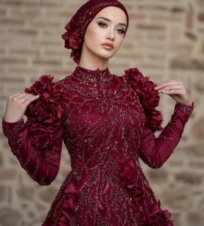 Ilsu-in-red-dress-2.jpg