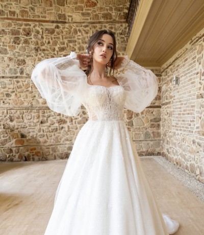 Which-weeding-dress-looks-good-on-ilsu-4.jpg