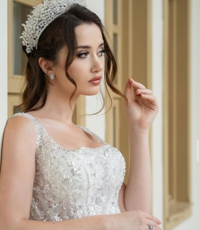 Which-weeding-dress-looks-good-on-ilsu-5.jpg