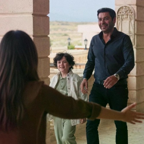 Family-cihanalbora-alyaalbora-sinemunsal-kesfet-uzaksehir.jpg