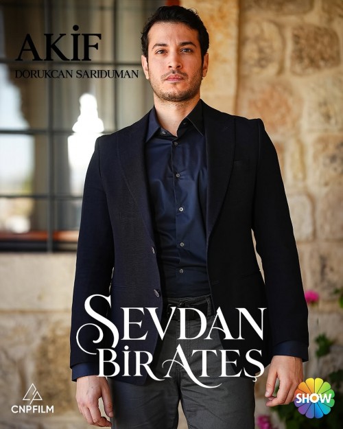 Leyla-ve-Destanin-kardesi-Akif-iyi-kalpli-merhametli-ve-hayalleri-gerceklerden-buyuk-bir-adam.jpg